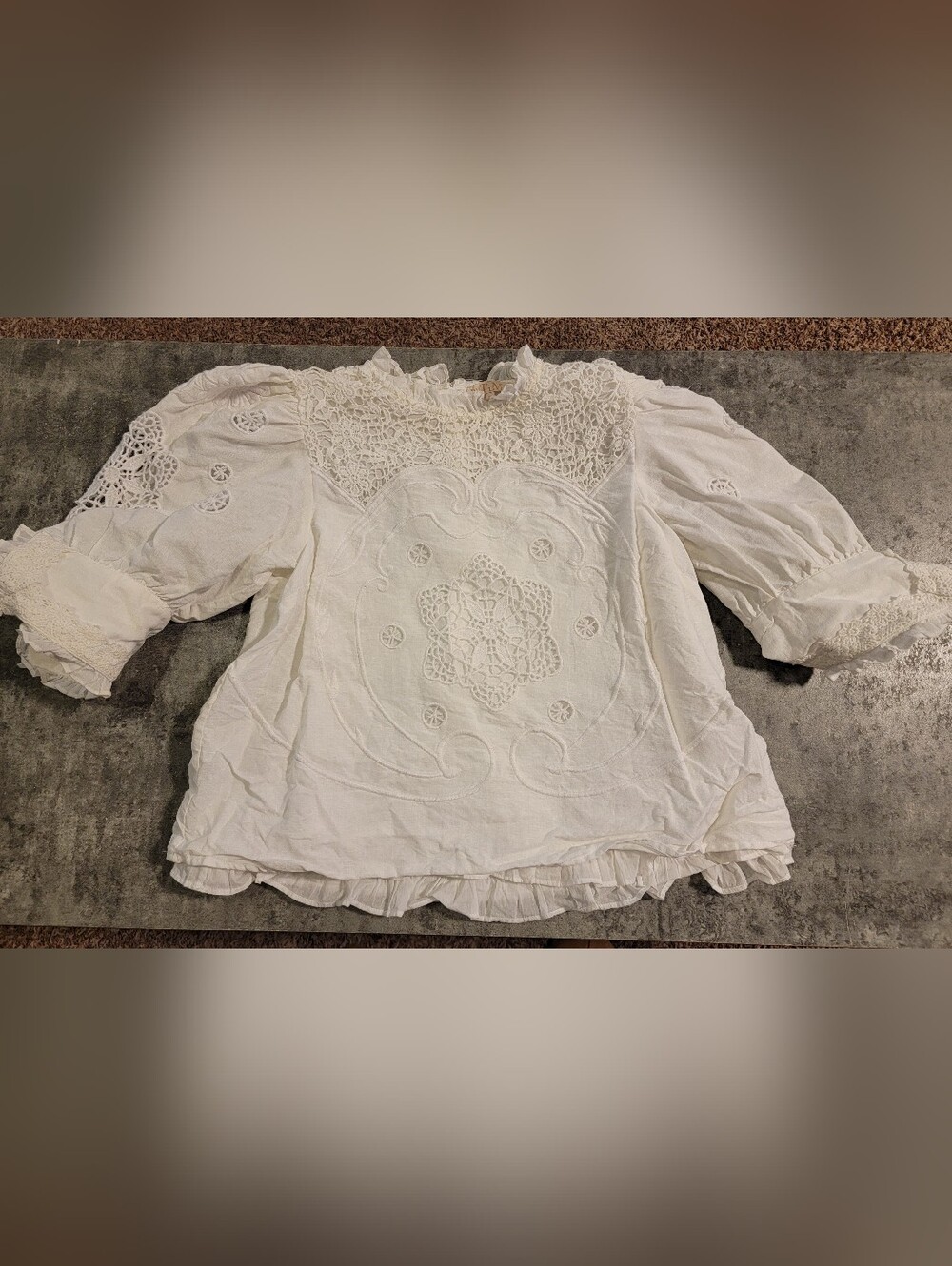 Anthropologie by Timo White Crochet Embroidered Yoke Detail Size Medium